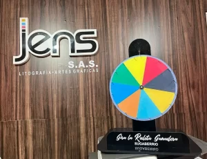 ruletas en acrilicos en lima Peru